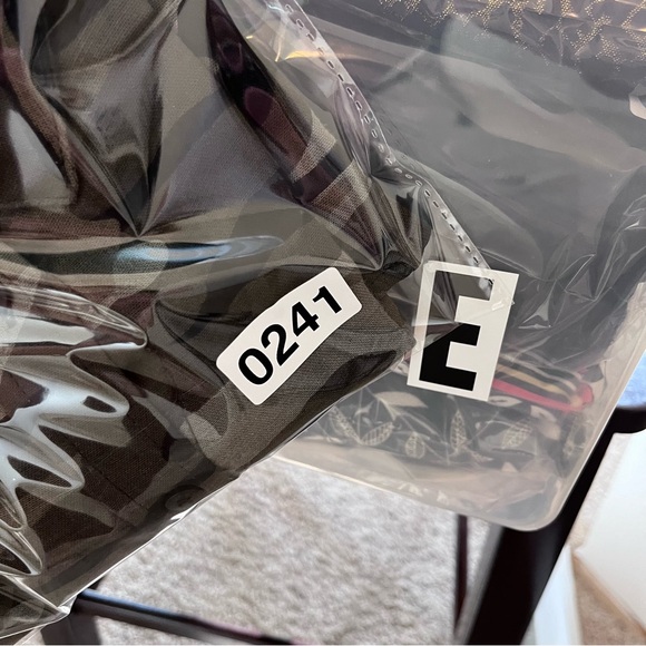 Sanctuary Camo Boyfriend Shirt Button Front Roll Tab Sleeves Size XS - Picture 9 of 11